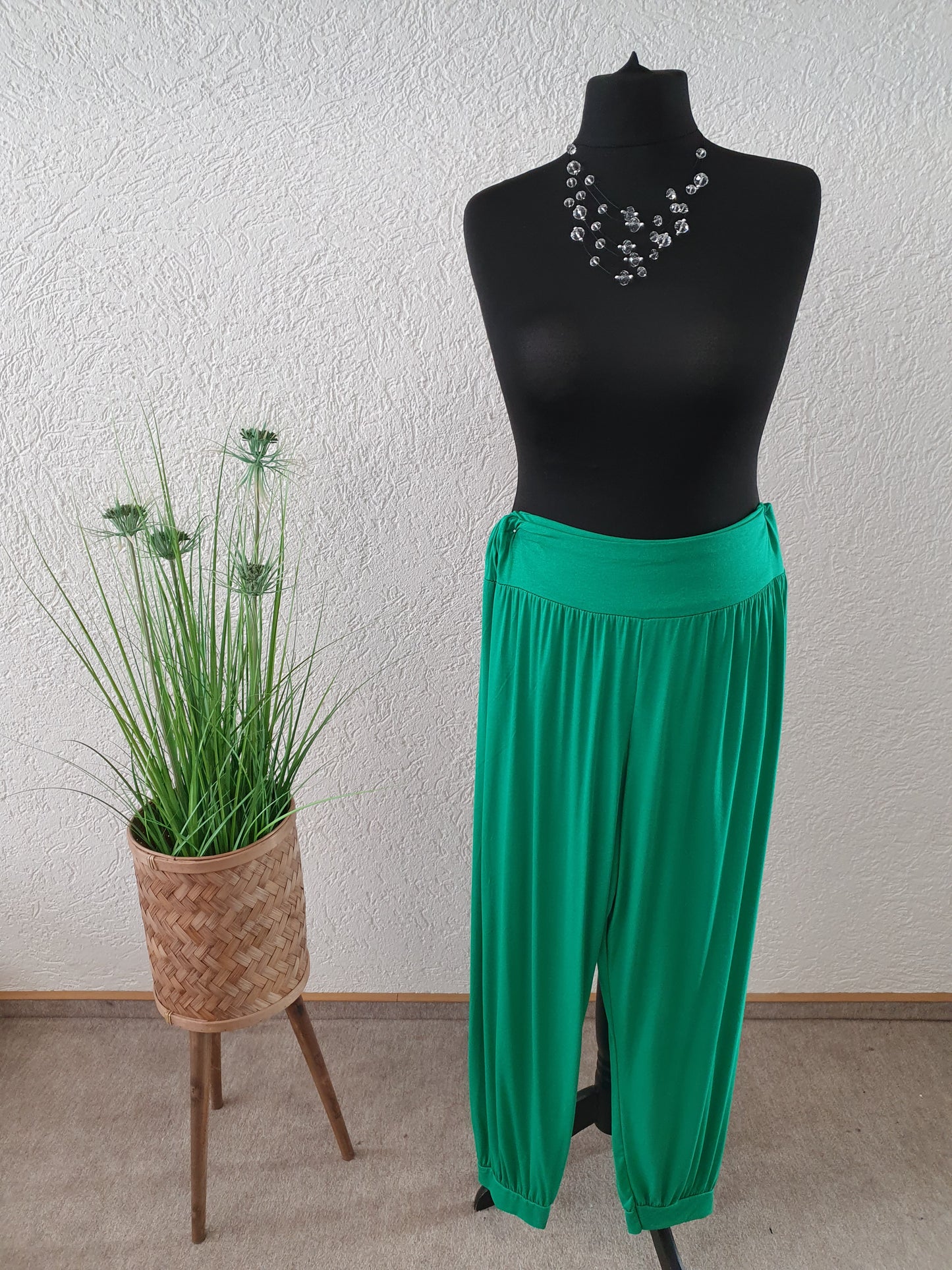 Leichte Viskosehosen