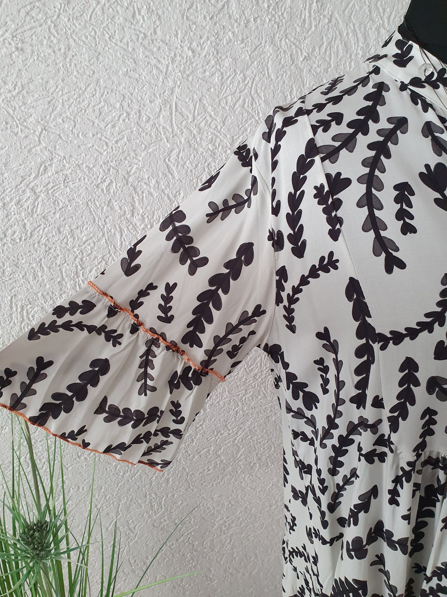 Kleidchen Blumenranke