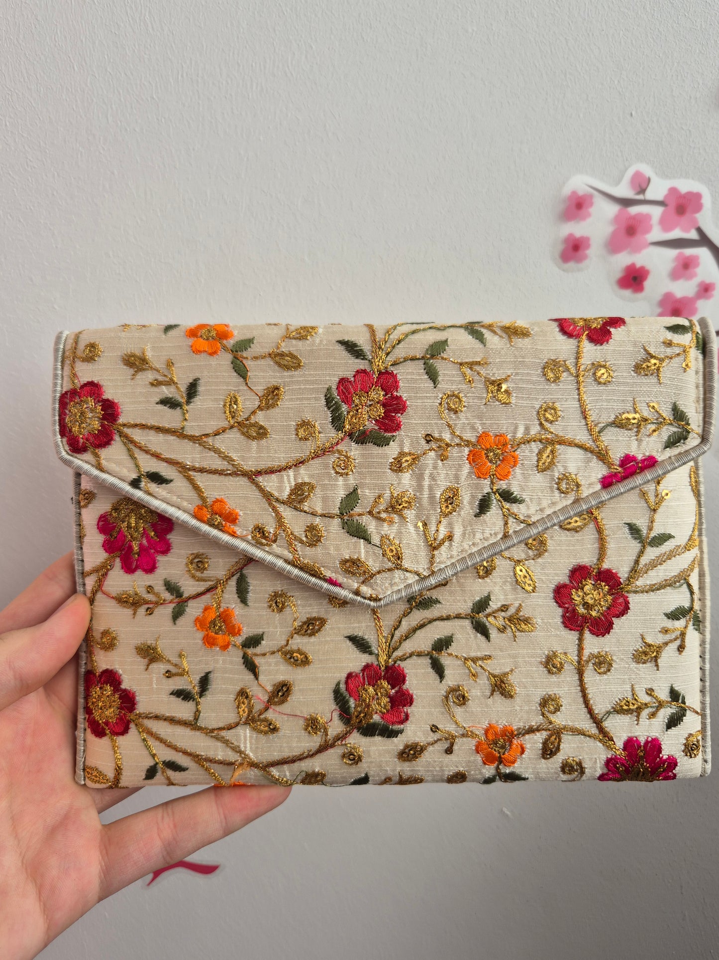 Clutch India Gold
