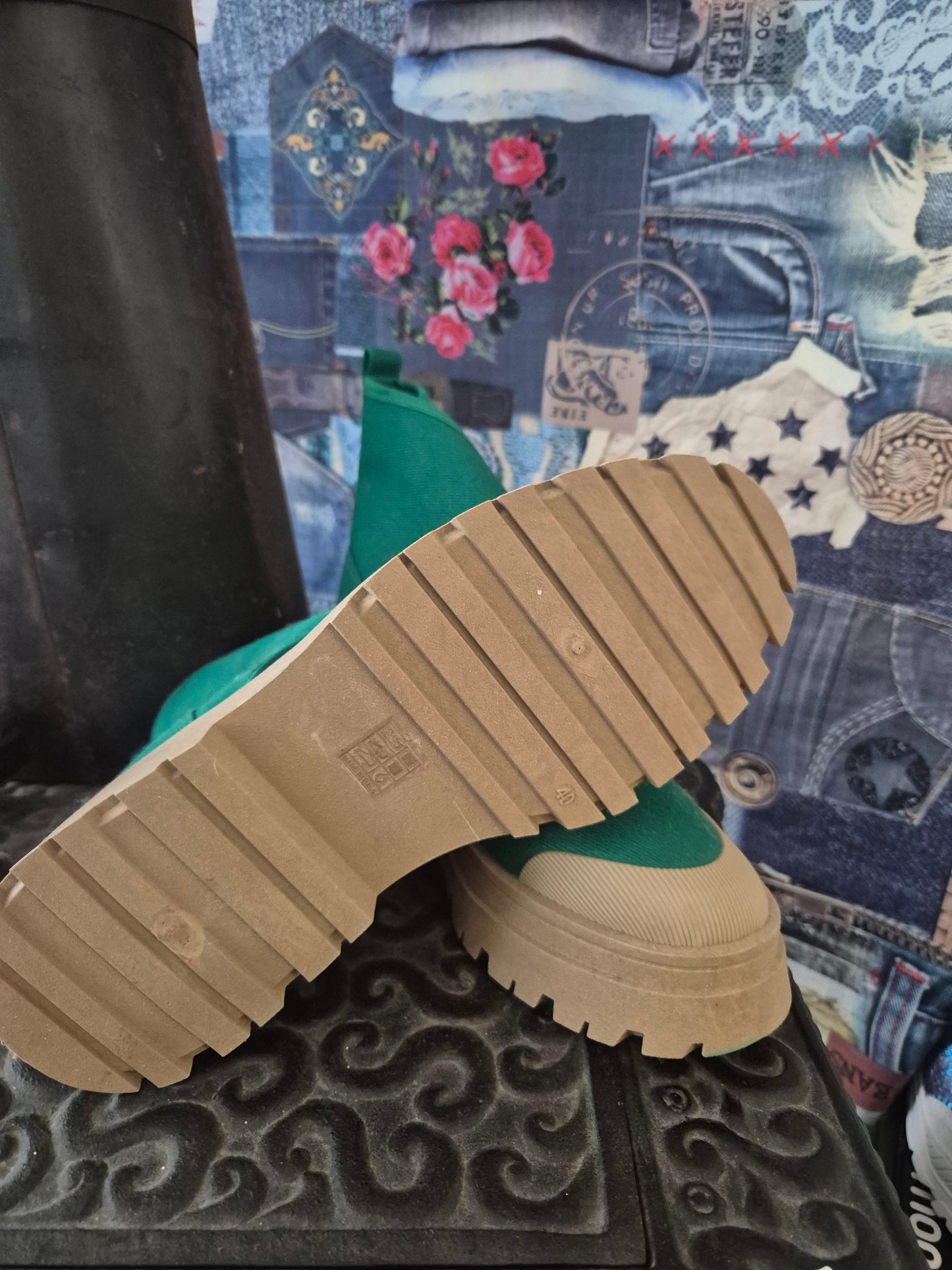 Boots Schnürung