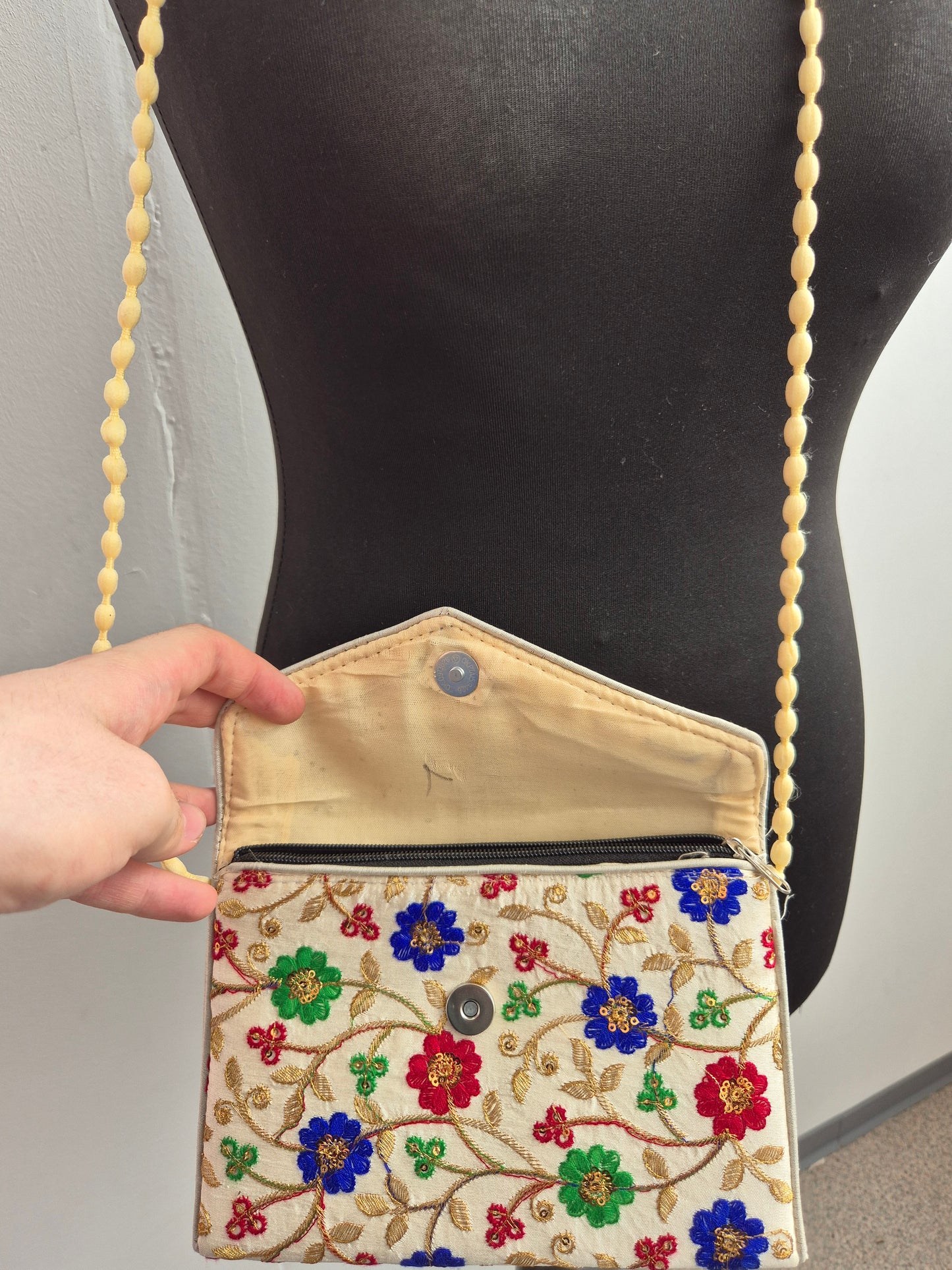 Clutch India Gold