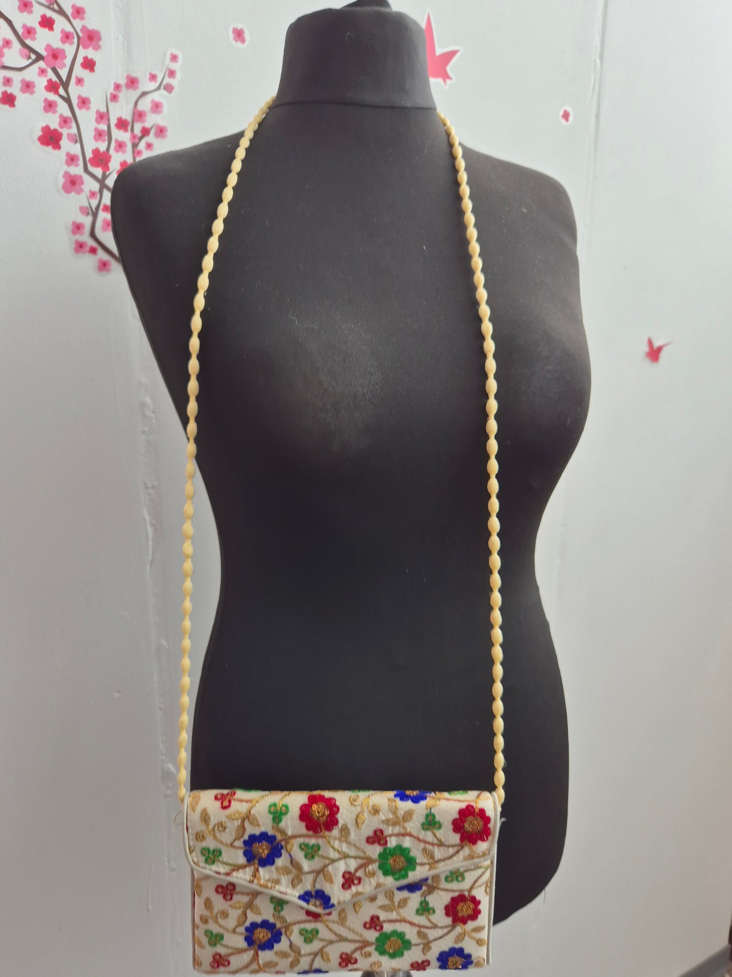 Clutch India Gold