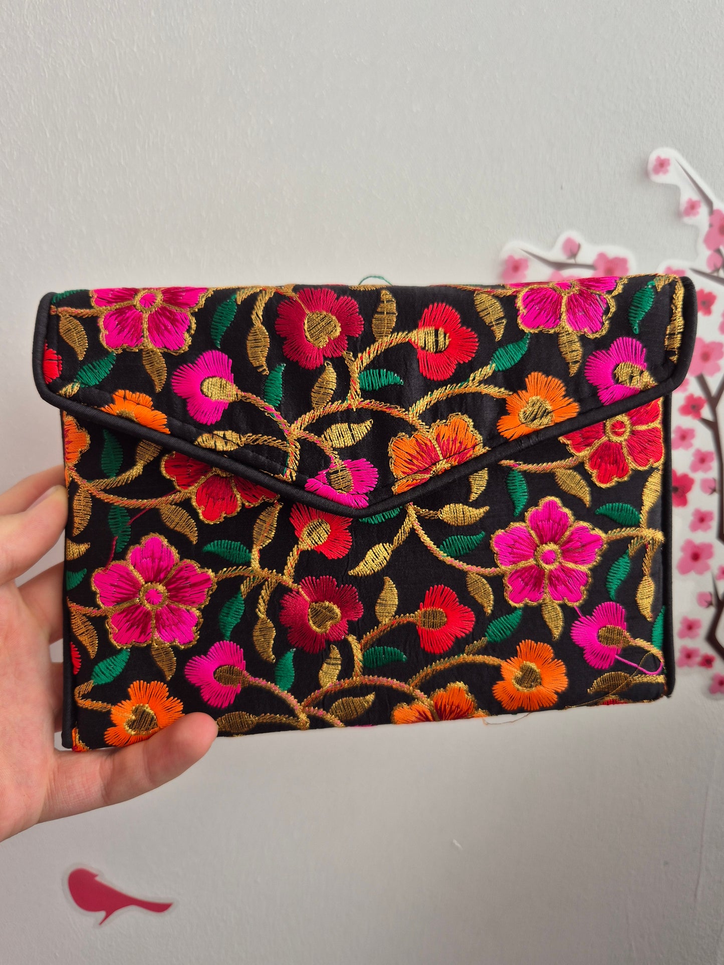 Clutch India Gold