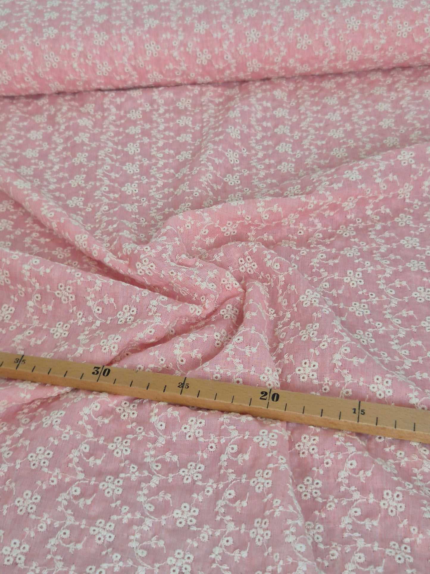 Rosa bestickt Resotex