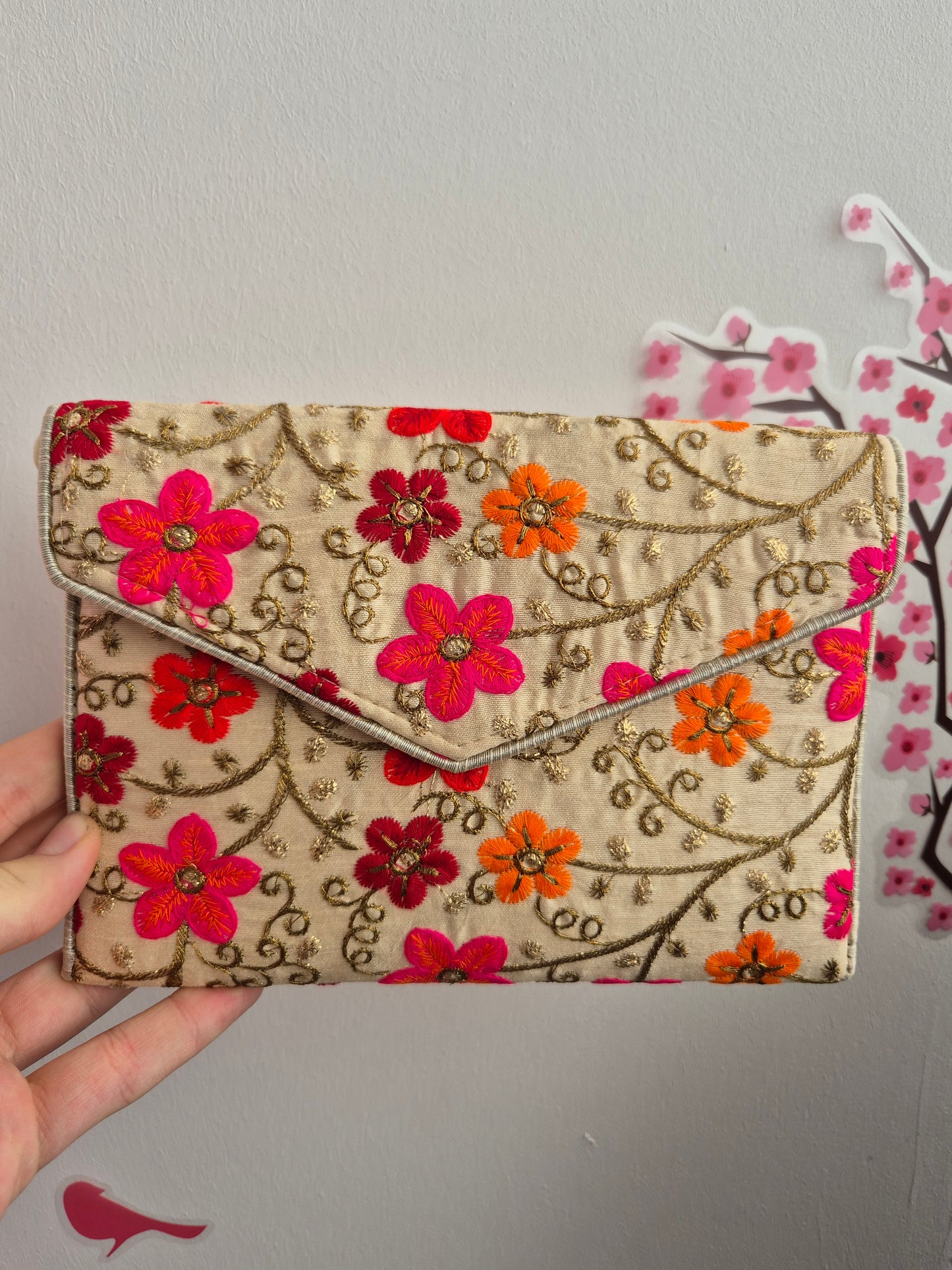Clutch India Gold
