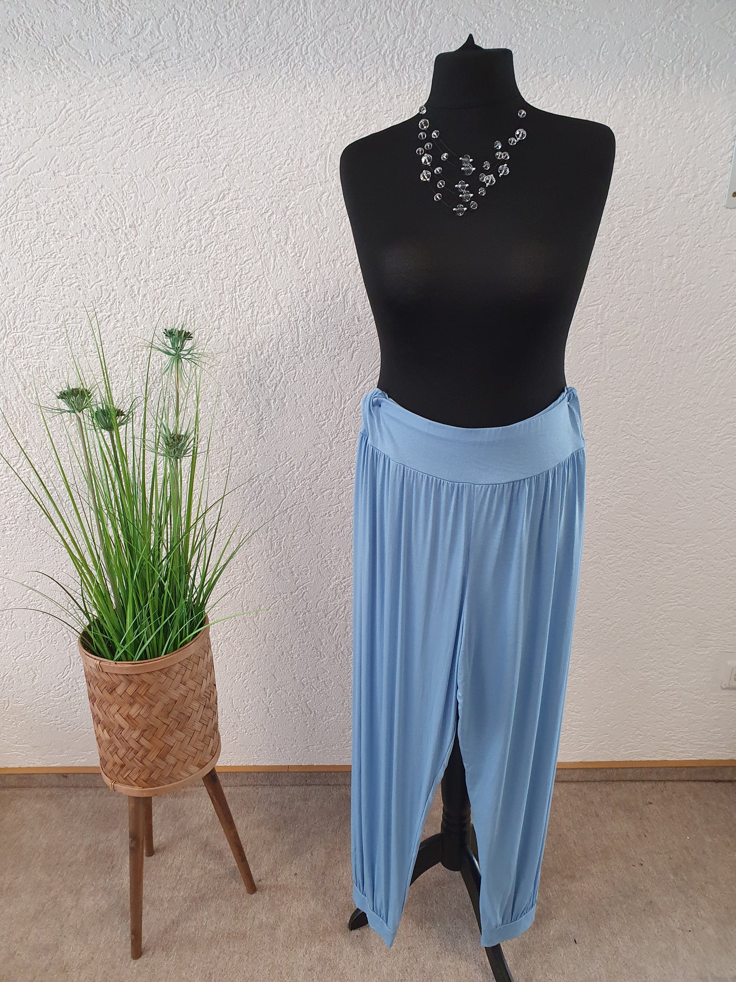 Leichte Viskosehosen