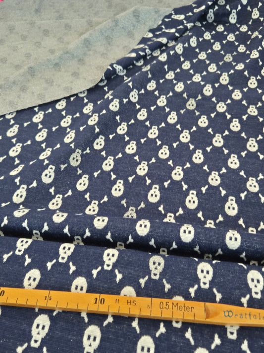 Mateo Metallic Skull Swafing