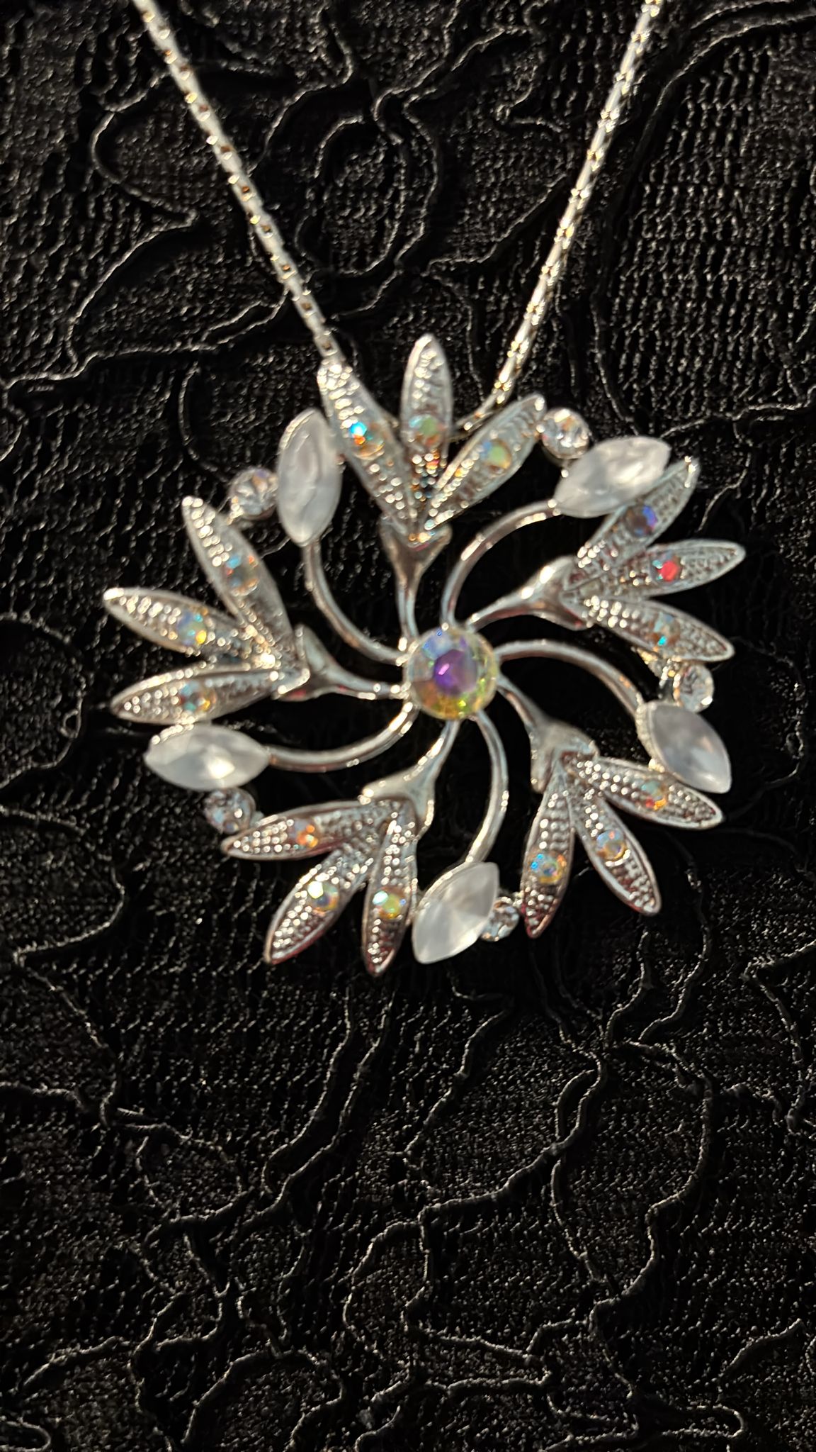 Kette Blüte Strass
