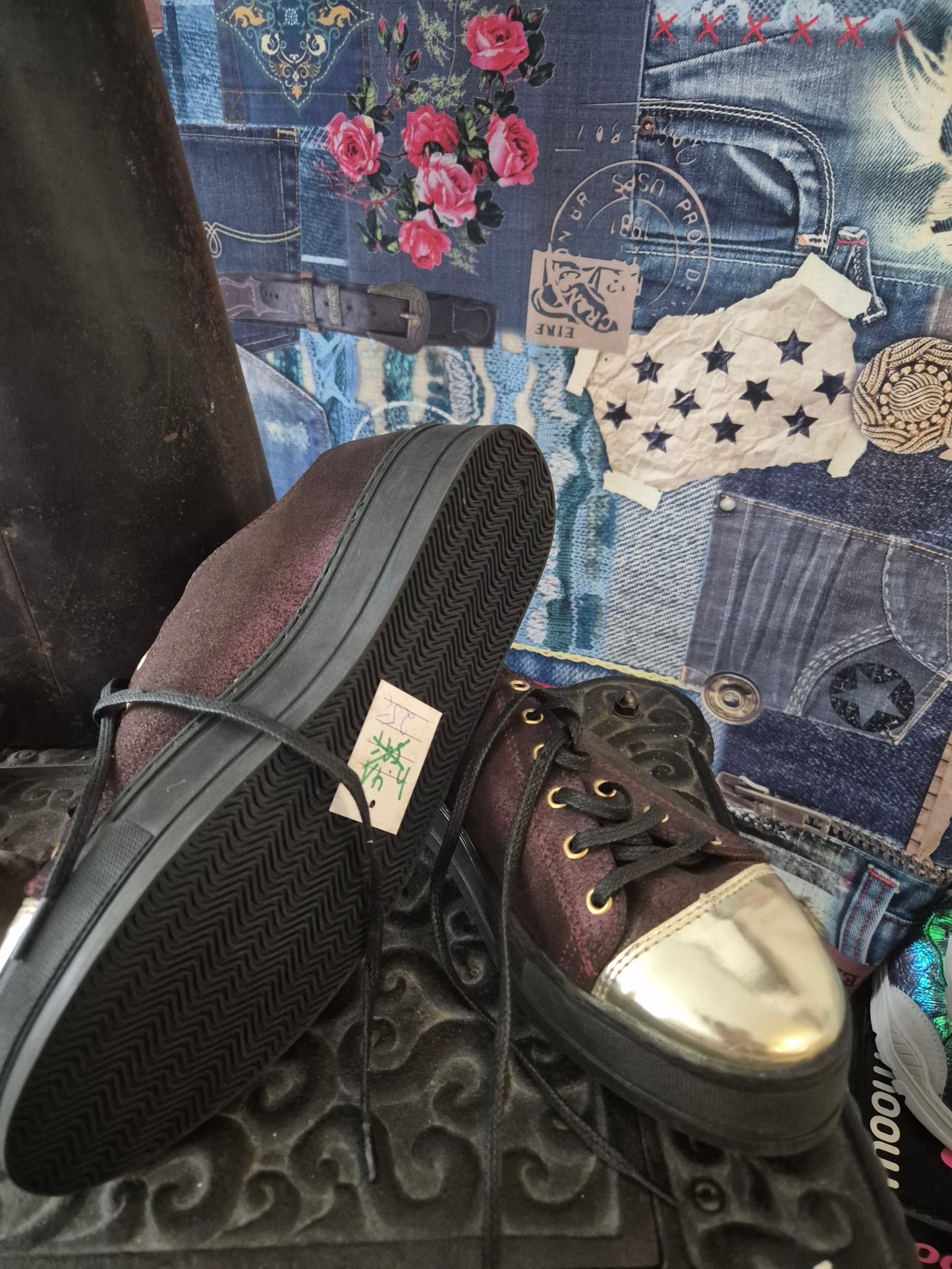 B.C Sneaker Beere/Gold