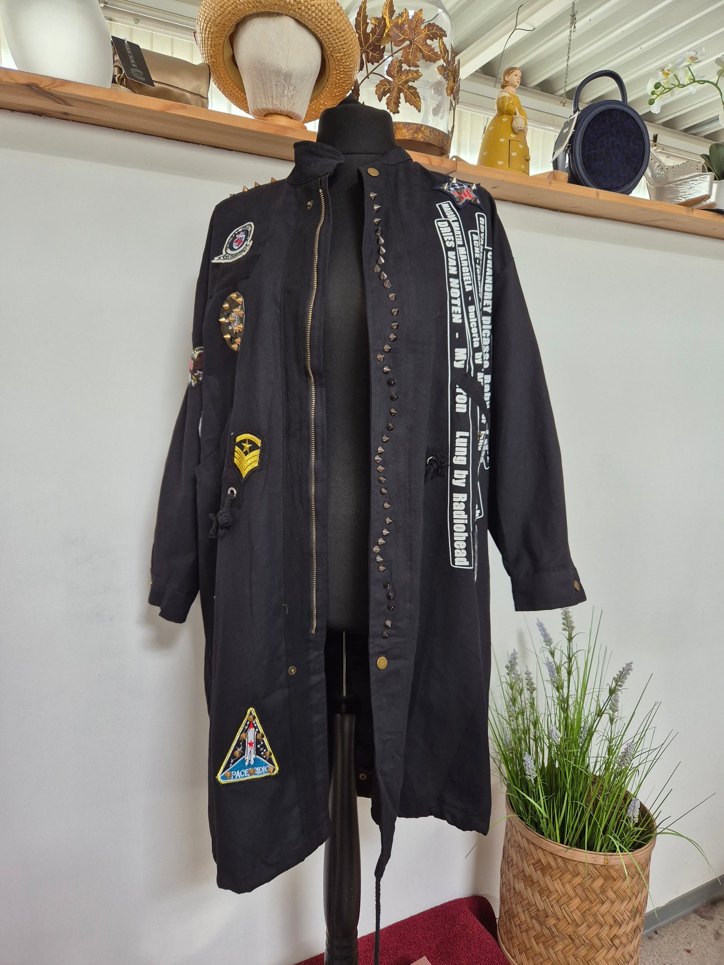 Patch Mantel mit Spikes