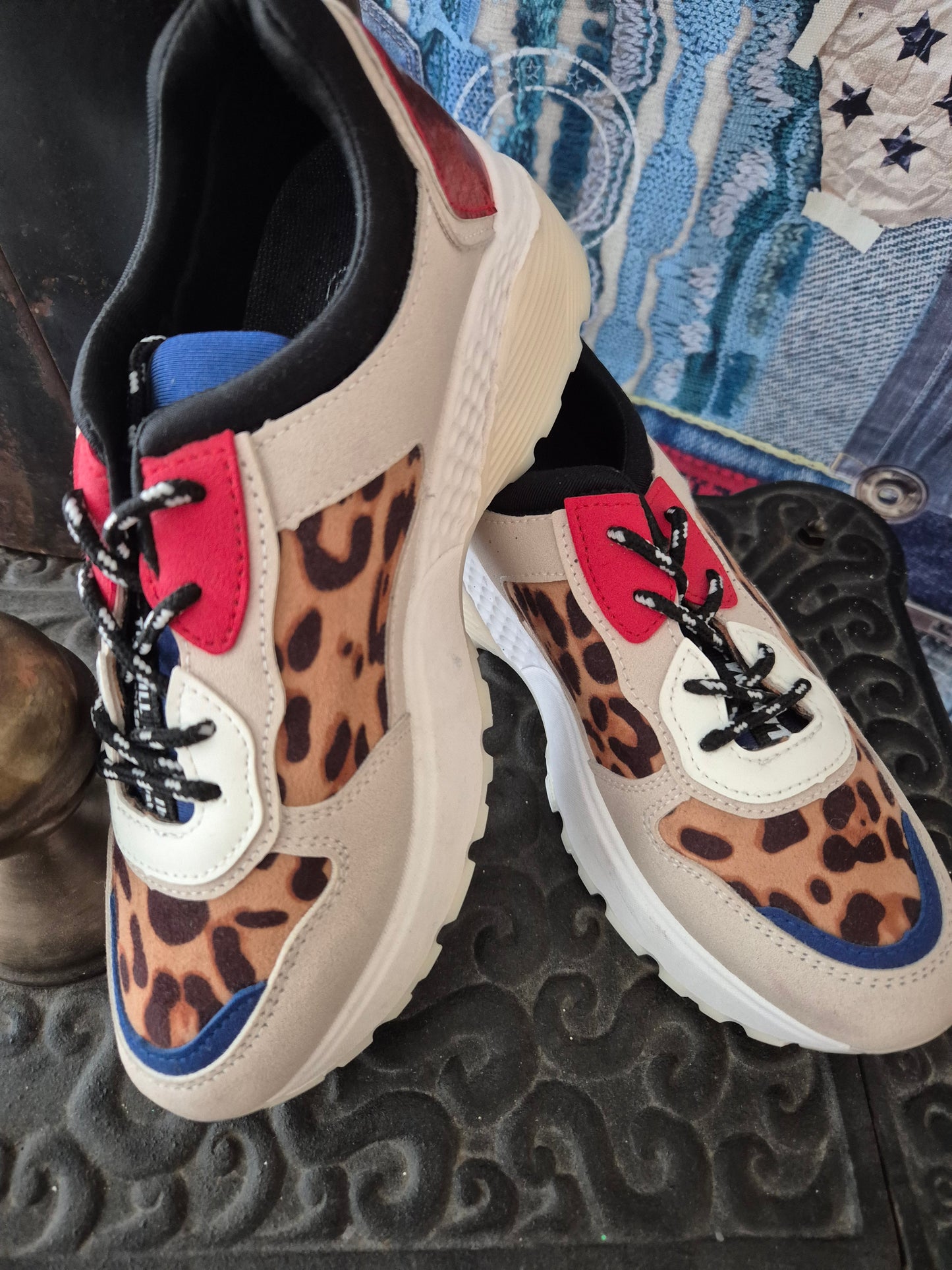 Sneaker bunt Leo