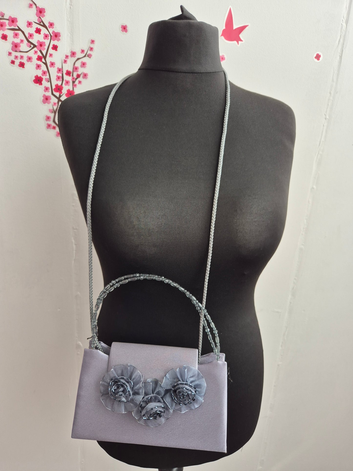 Clutch Grau Blume