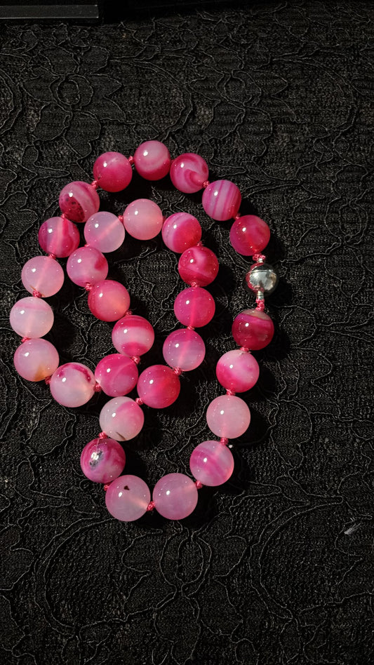 Natursteinkette pink