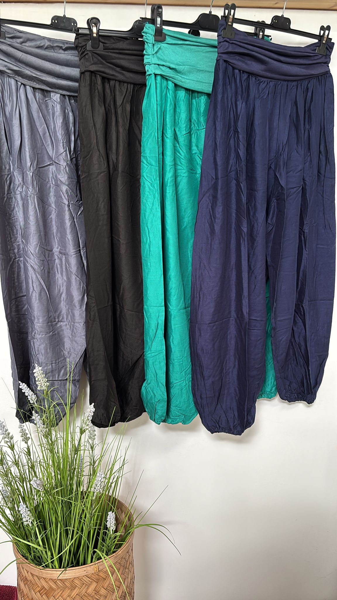 Leichte Viskosehosen