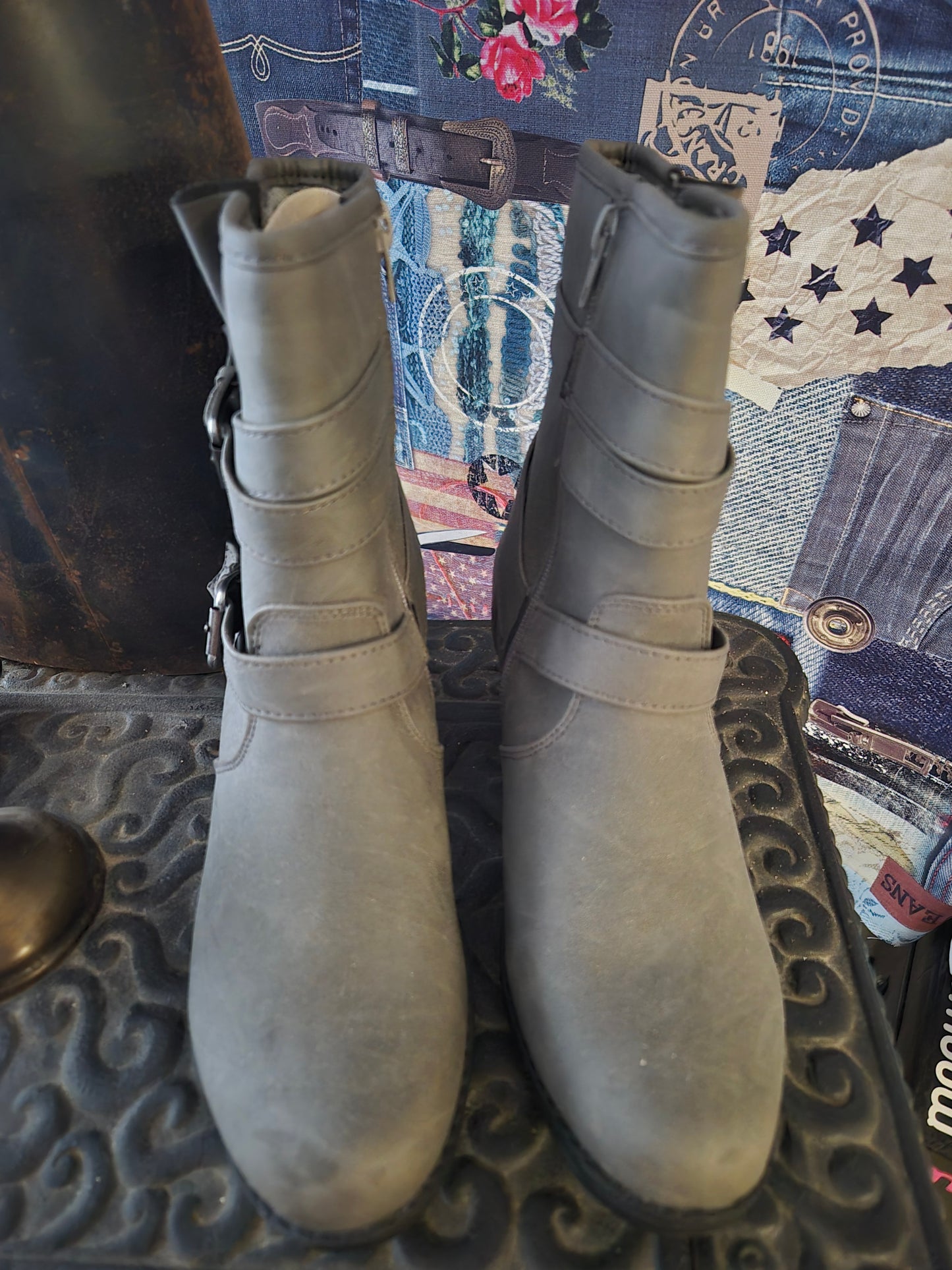 Boots Citywalk Schnallen