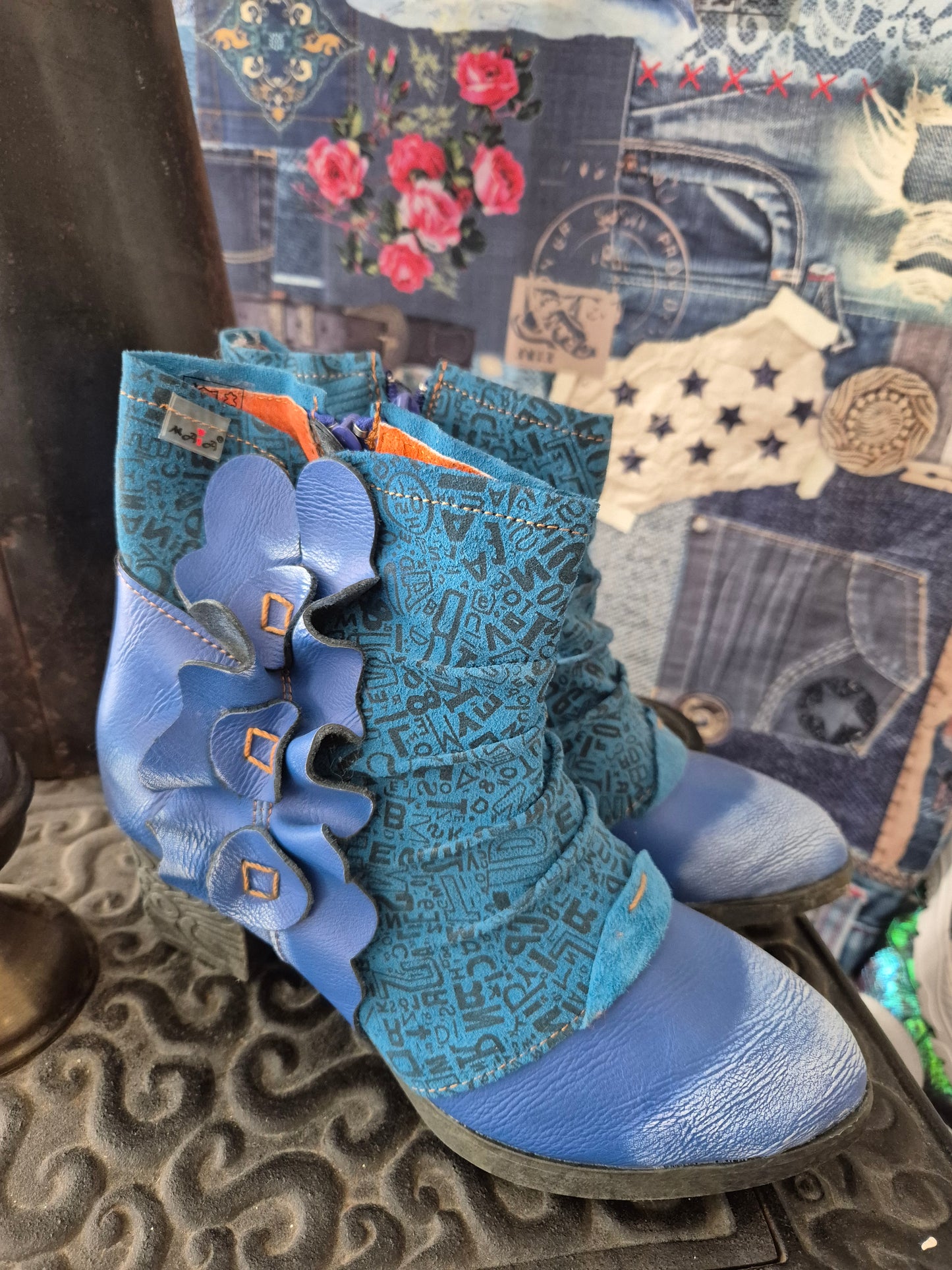 Blumen Chelsea Boots Maya