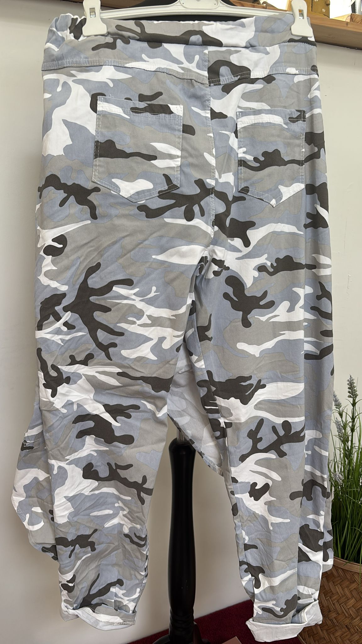 Joggpants mit Rock