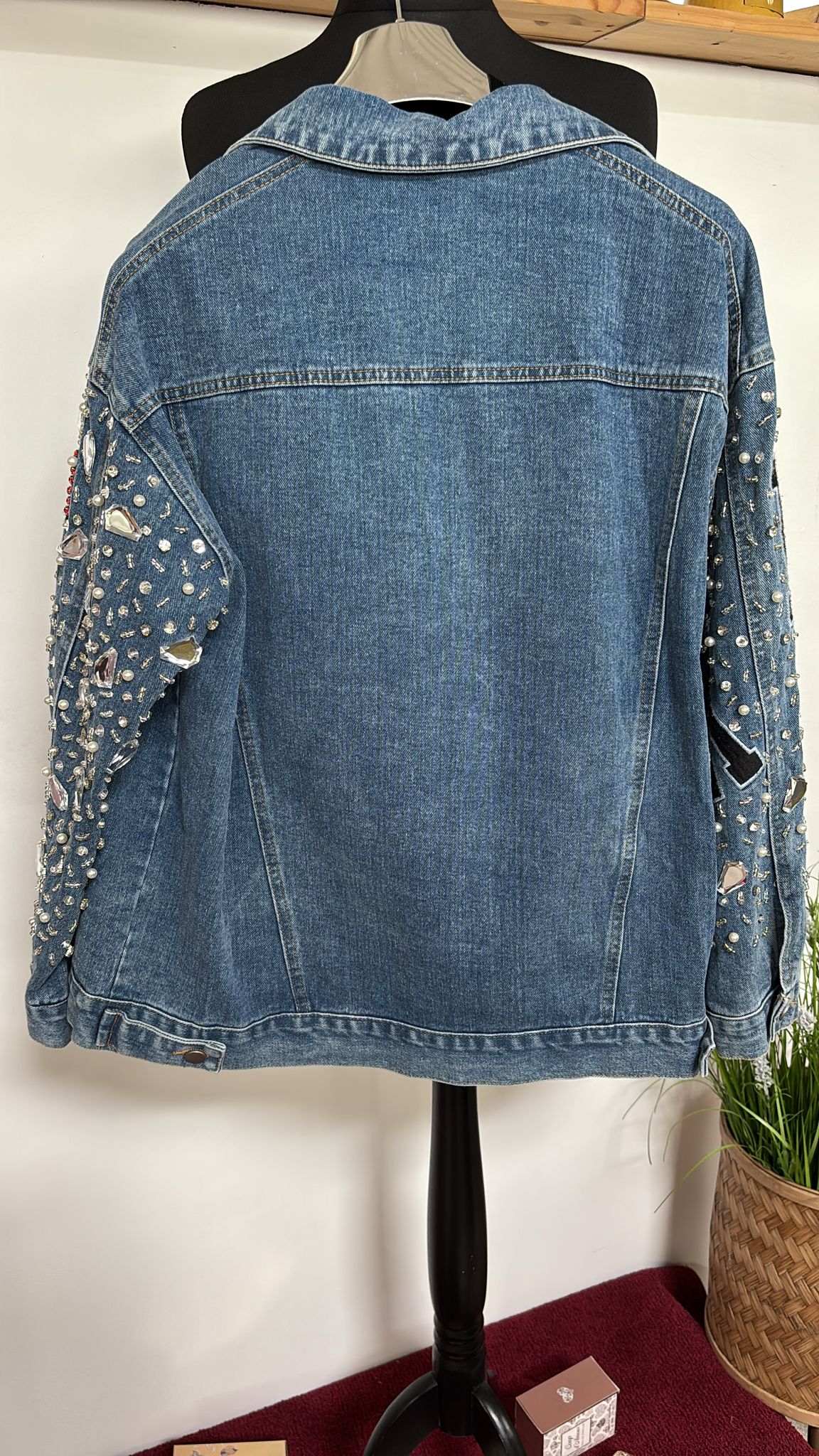 Jeansjacke Diamantärmel
