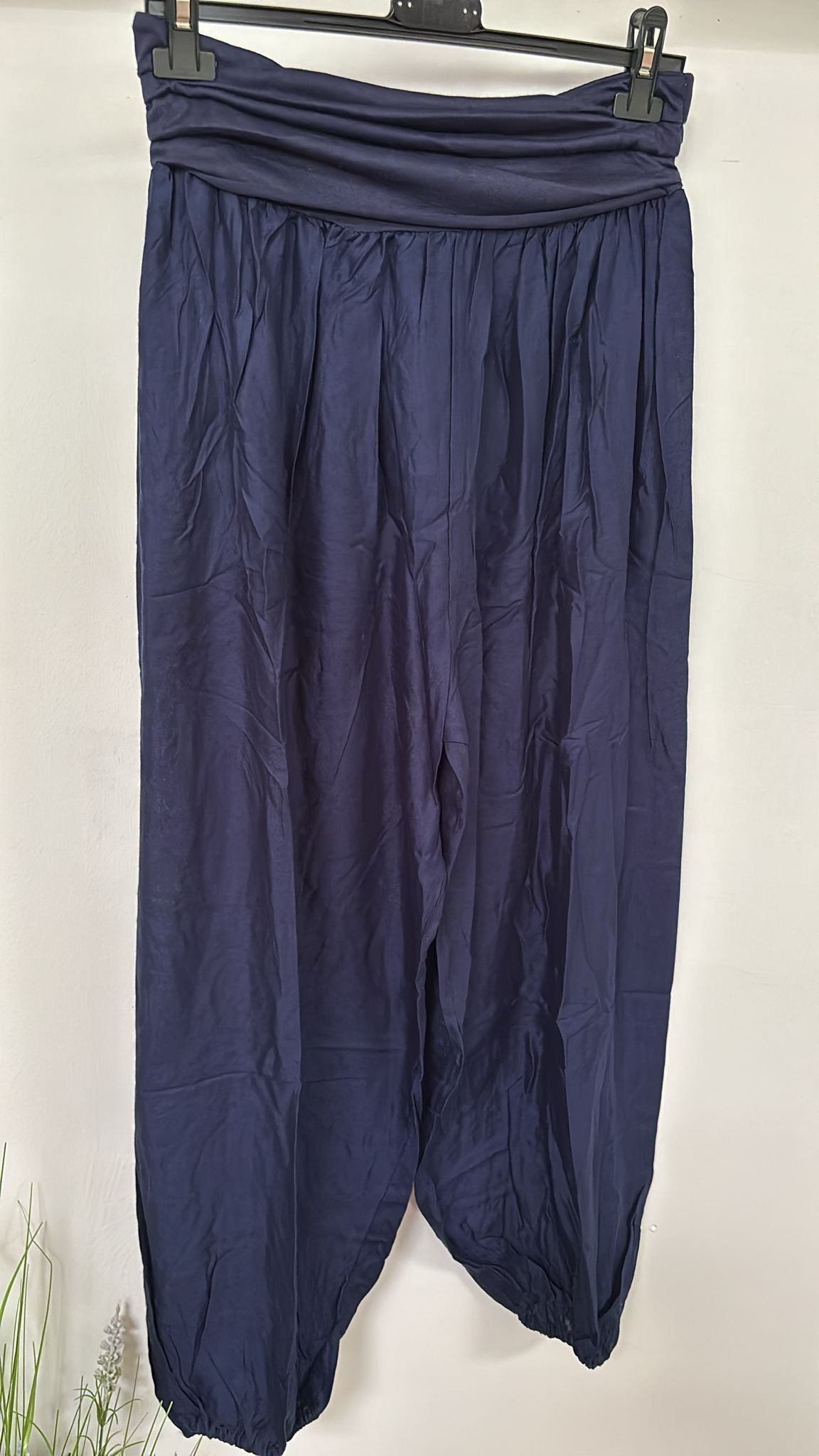 Leichte Viskosehosen