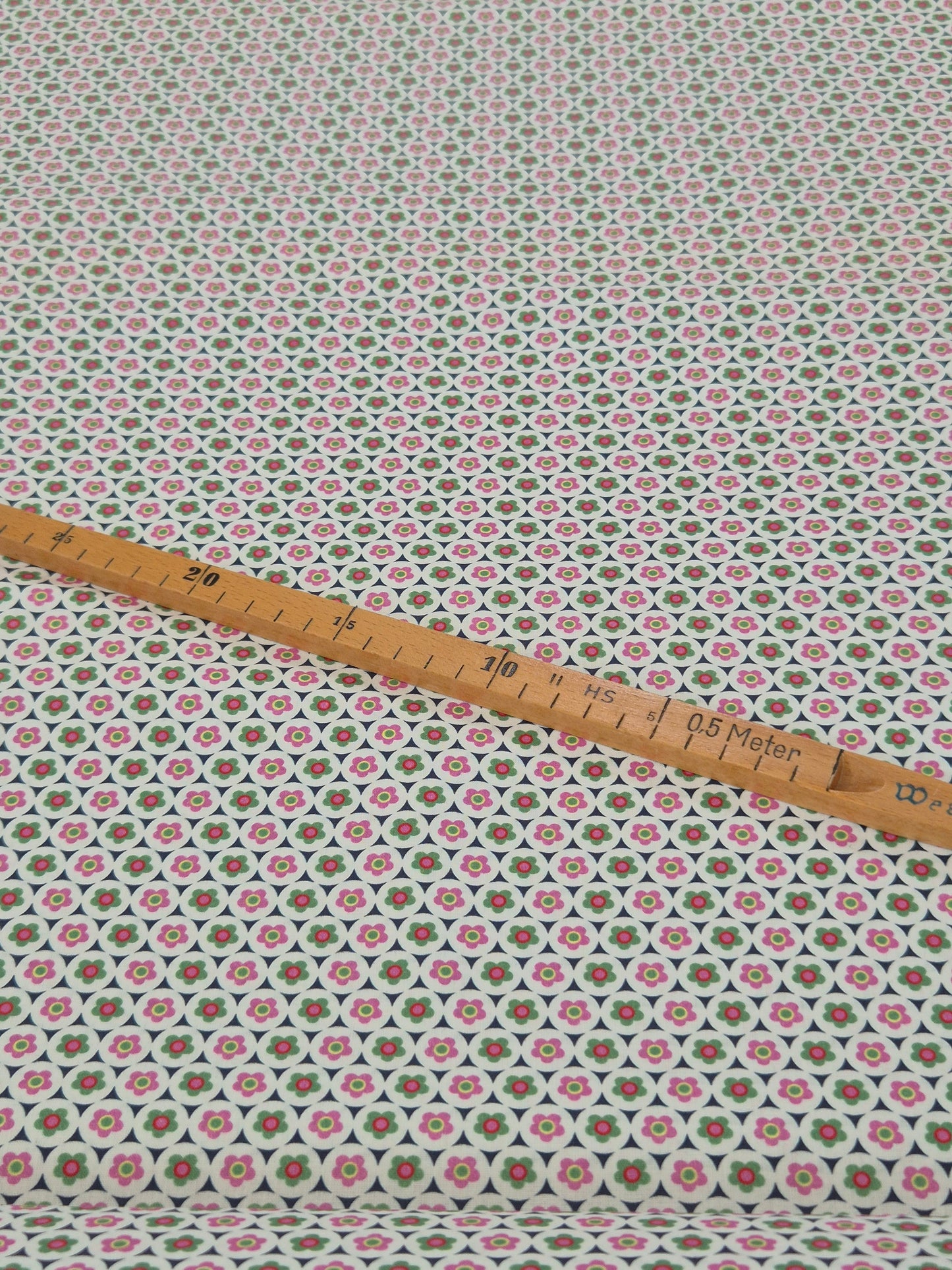 Flower Dot Hilco