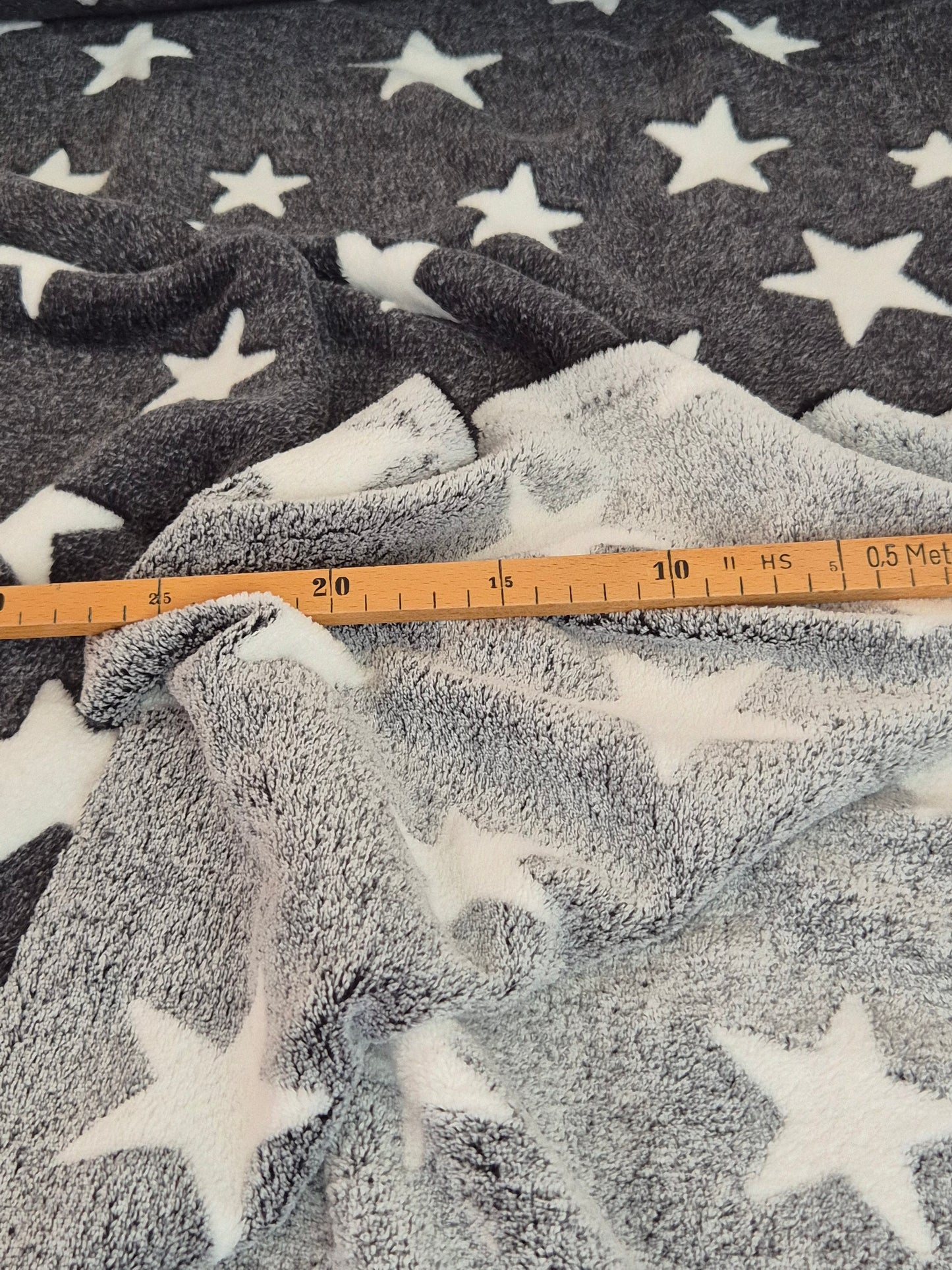Fleece Jaquard Print Star Quality