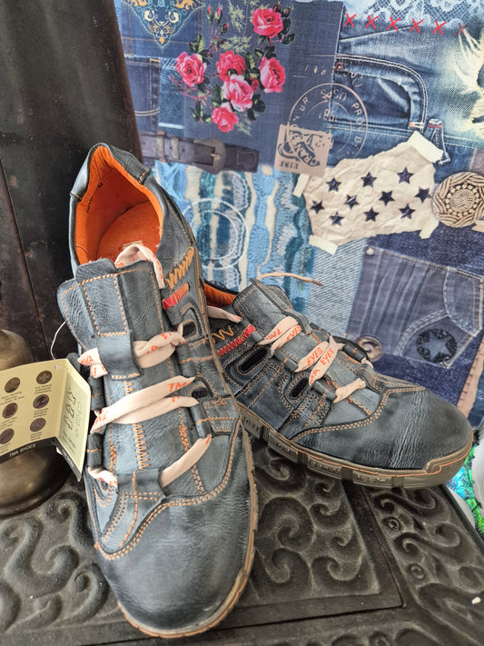 Schuhe Blau Muster